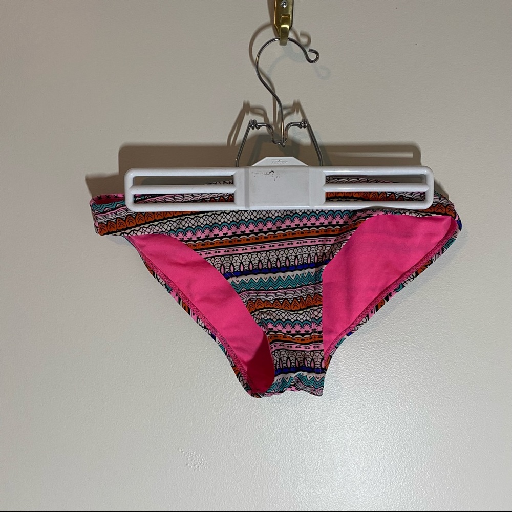 Print bikini bottoms